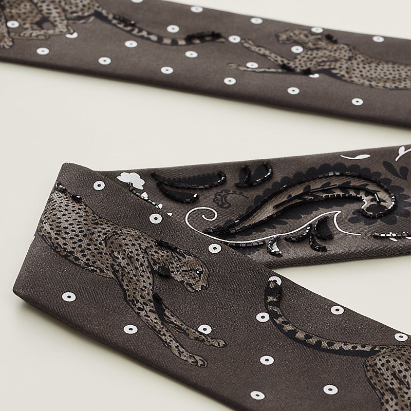 ビーズフリンジ付 Hermes\tGuepard Bandana Franges Cuirツイリー Guepard Bandana Franges Cuir Twilly | Hermès Mainland China
